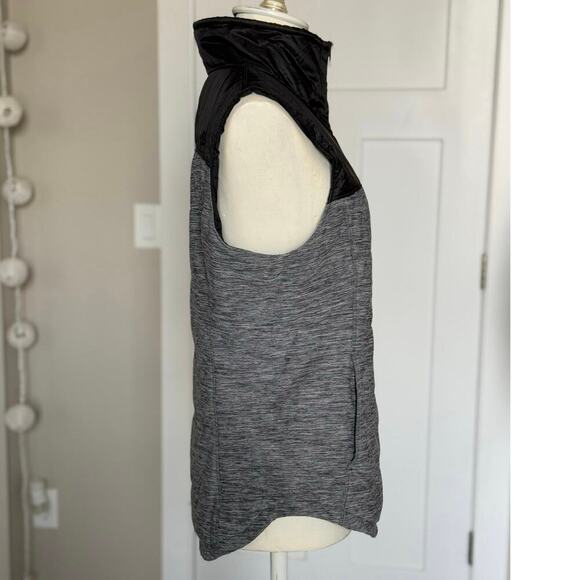 The North Face Pseudio Vest - Women's Size M Pockets - Picture 6 of 10